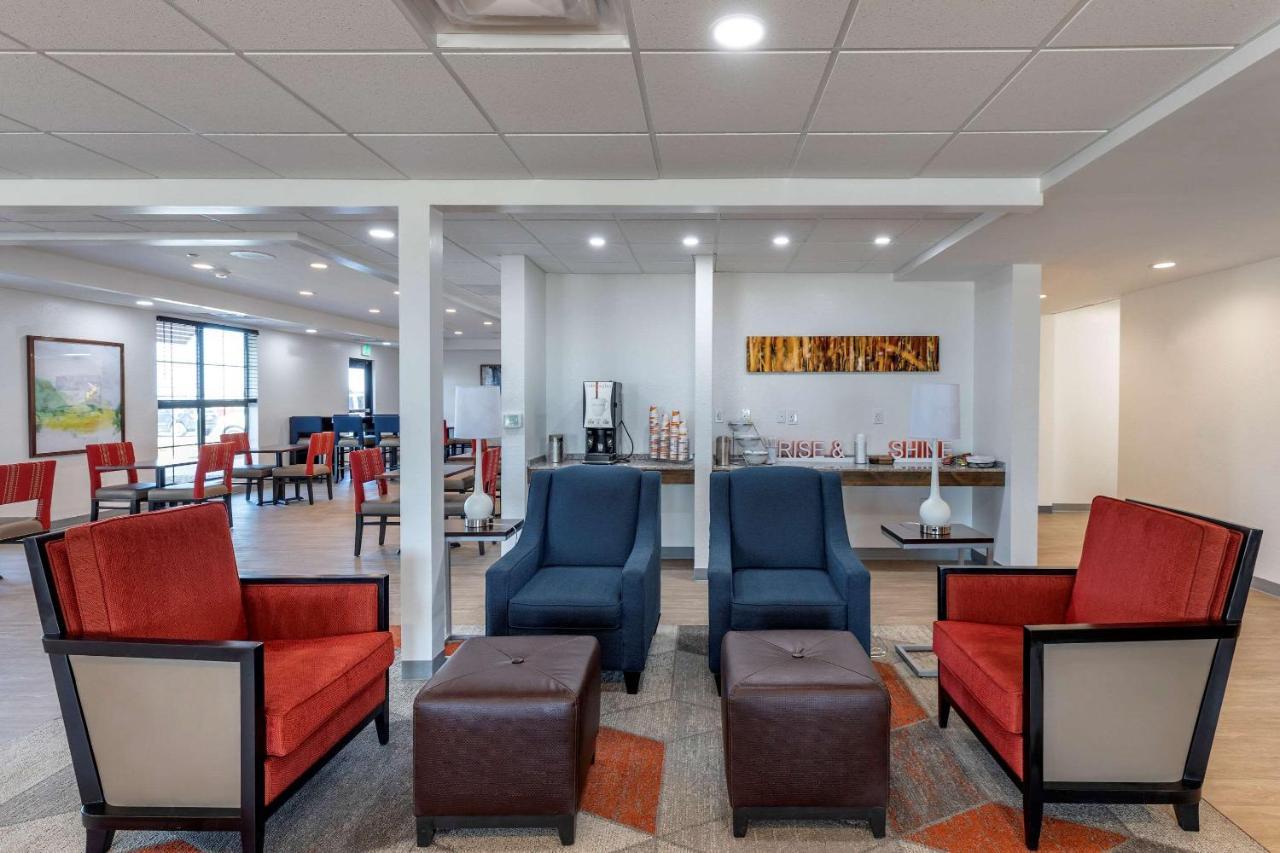 Comfort Inn & Suites Bennett Strasburg Kültér fotó