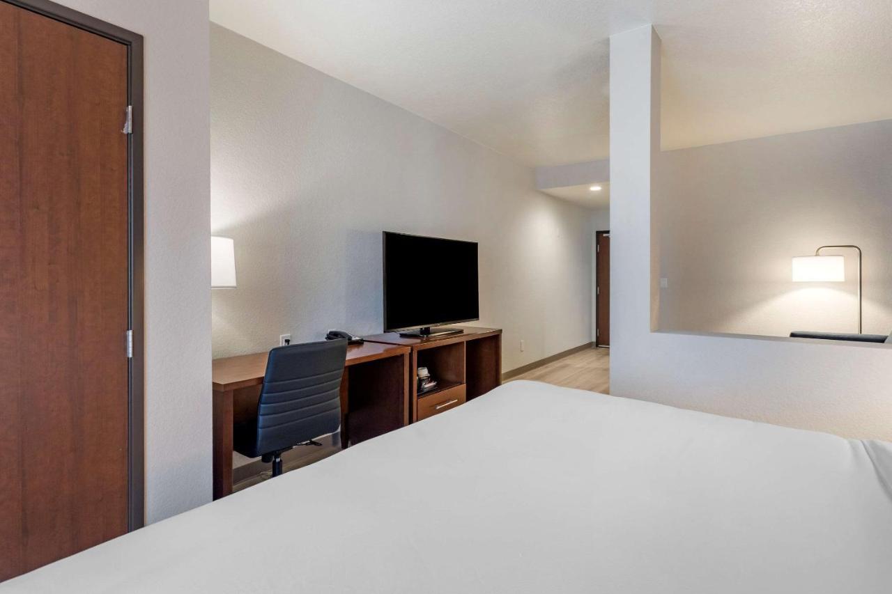 Comfort Inn & Suites Bennett Strasburg Kültér fotó